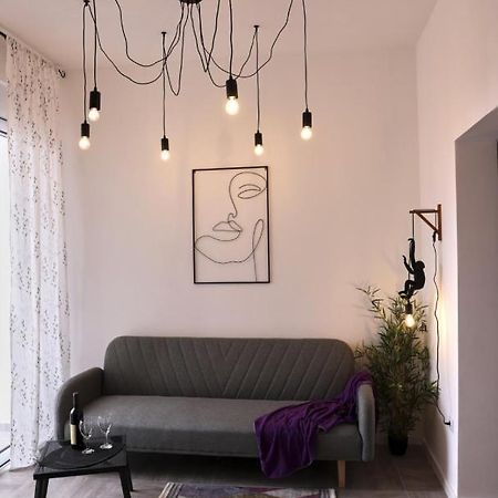 Studio Apartment, 5 Minutes To The Beach バール エクステリア 写真
