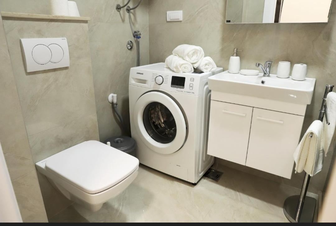 Studio Apartment, 5 Minutes To The Beach バール エクステリア 写真